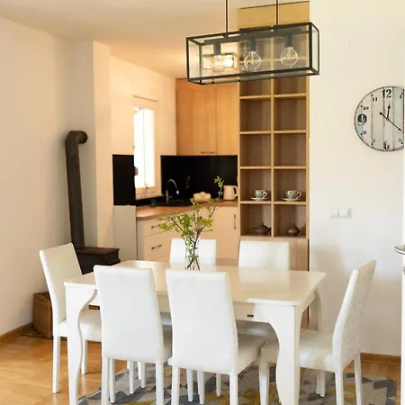 Nirvana モスタル